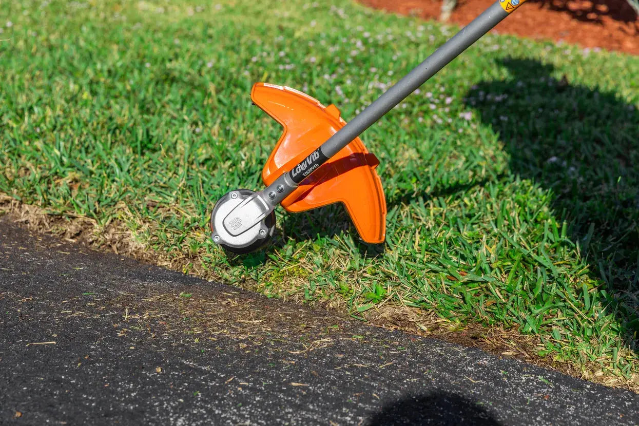 Husqvarna 320iL Battery Weed Eater 40V 16" Brushless String Trimmer Kit